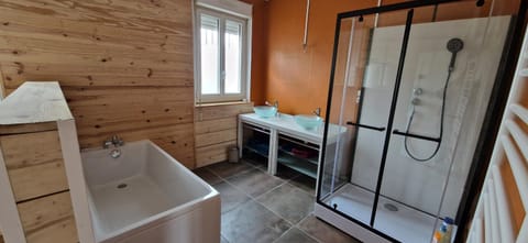 Shower, Bathroom, Bath