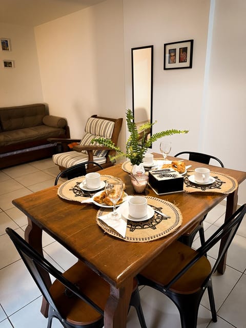 Living room, Dining area, Breakfast
