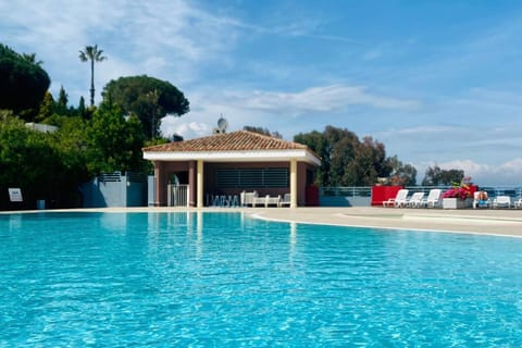 Sweet Apartment in Mandelieu - Pool & tennis court House in Mandelieu-La Napoule
