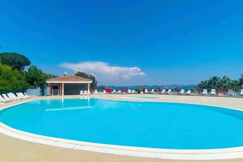 Sweet Apartment in Mandelieu - Pool & tennis court House in Mandelieu-La Napoule