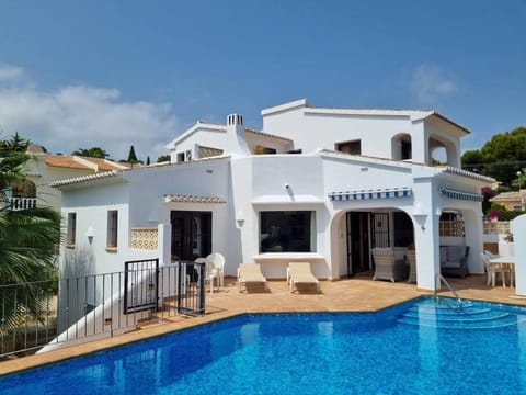 Patio, Balcony/Terrace, Pool view, Swimming pool, sunbed