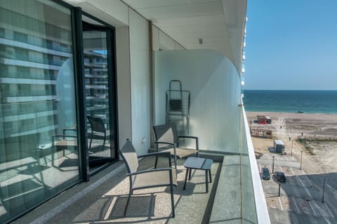 Day, Natural landscape, View (from property/room), Balcony/Terrace, Beach, Sea view