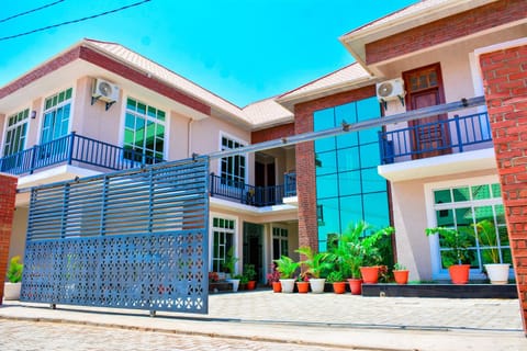 Property building, Day