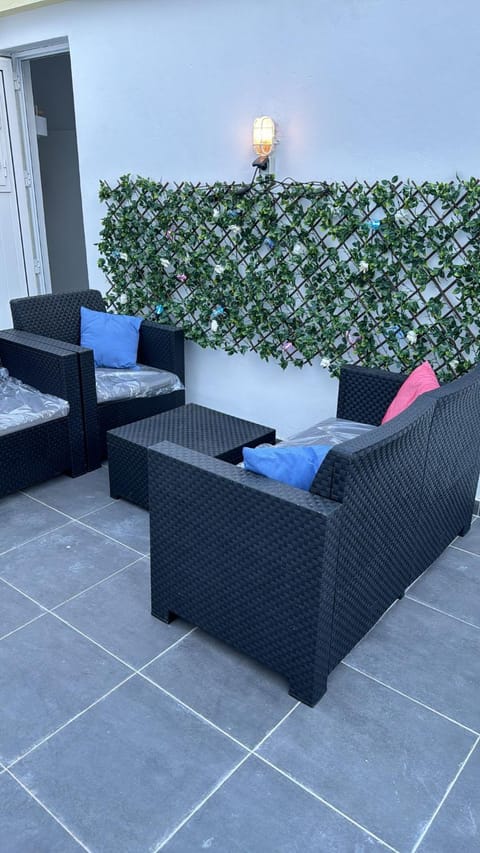 Patio, Balcony/Terrace