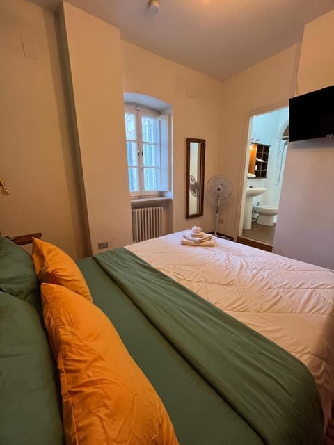 Dolce vita Assisi flat two bedrooms two bathrooms Apartment in Assisi