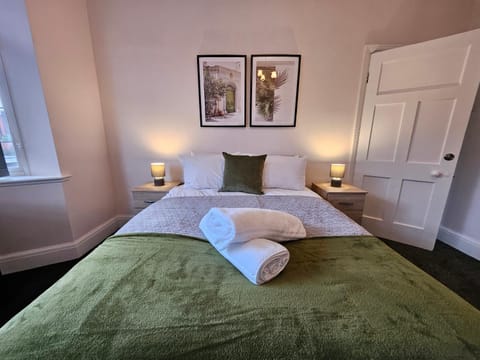 Brunswick Park Shared House Bed and Breakfast in Walsall