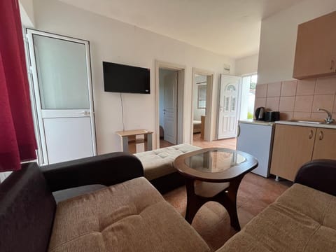 Beni Bungalows Campground/ 
RV Resort in Ulcinj Municipality