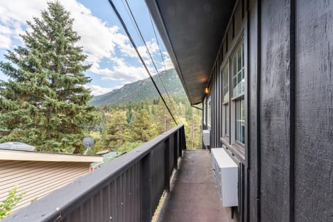 Natural landscape, View (from property/room), Balcony/Terrace, Mountain view