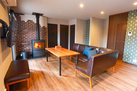 TV and multimedia, Dining area