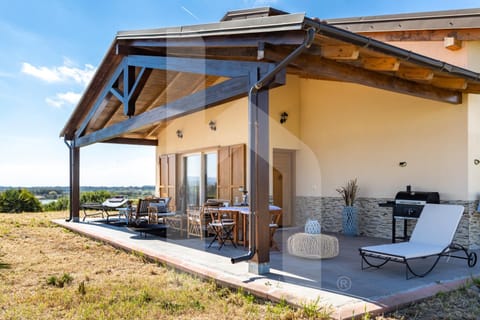 Property building, Natural landscape, View (from property/room)