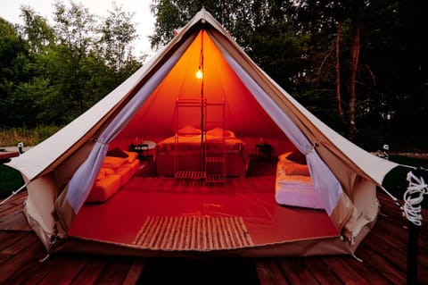 Bed, Natural landscape