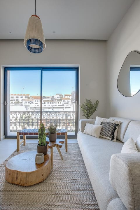 View (from property/room), Balcony/Terrace, Living room, Seating area
