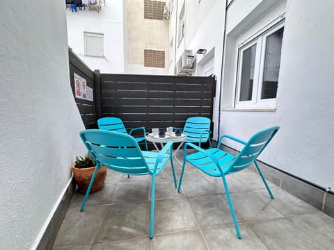 Gran Ritz grupos y familias Terraza y parking Apartamento 10-14 Apartment in Malaga