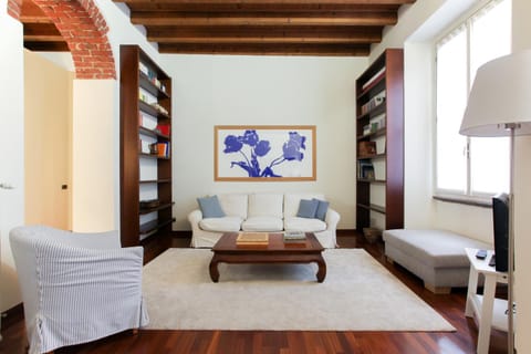 TV and multimedia, Living room, Photo of the whole room, Seating area