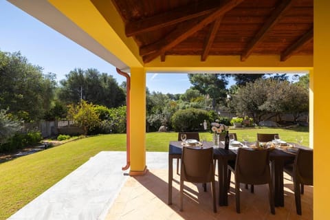 Patio, Garden, View (from property/room), Dining area, Garden view