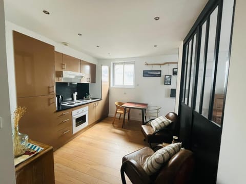Living room, kitchen