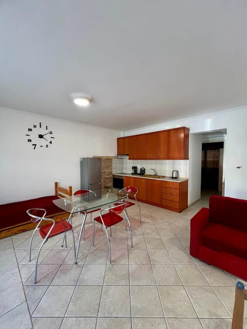 Hercules Apartments Apartment in Nea Peramos