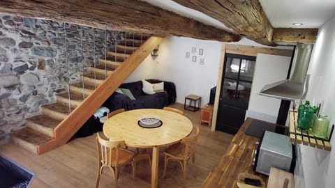 Kitchen or kitchenette, Living room, Dining area