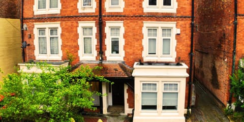 Spacious Room at The Burford Hideaway Apartment in Nottingham
