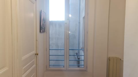 Appartement Duplex nimes centre160m2 climatisation 3 chambres avec parking Apartment in Nimes