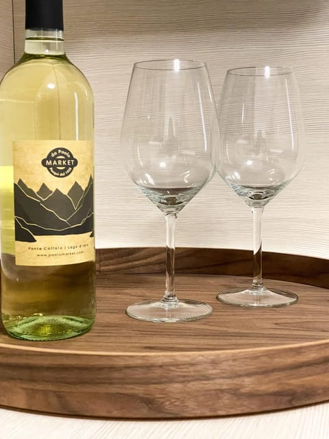 Food and drinks, Drinks, Alcoholic drinks