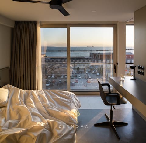 Nero Luxury Suites by Zennova Apartment in Thessaloniki