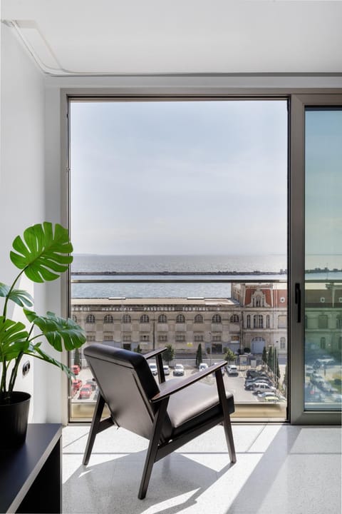 Day, Natural landscape, View (from property/room), Balcony/Terrace, Seating area, Sea view