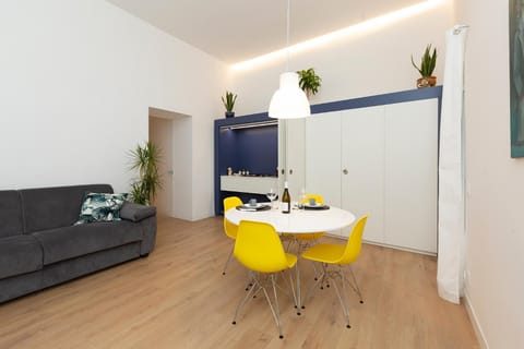 Communal lounge/ TV room, Kitchen or kitchenette