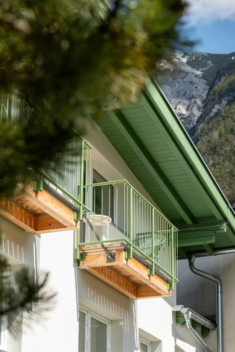 View (from property/room), View (from property/room), Balcony/Terrace