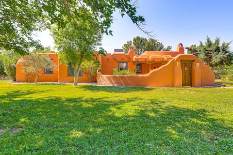 Las Cruces Santa Fe-Style Adobe Home on 6 Acres! House in Mesilla