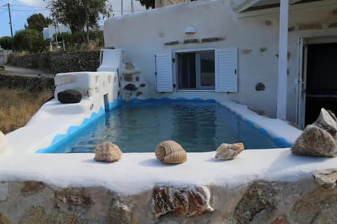 Property building, Day, Pool view, sunbed