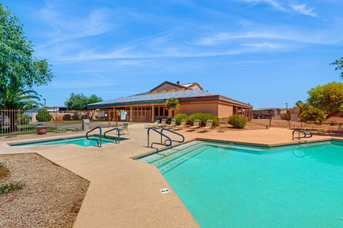 Pools and Pickleball! Dog-Friendly Home in Surprise House in Sun City Grand