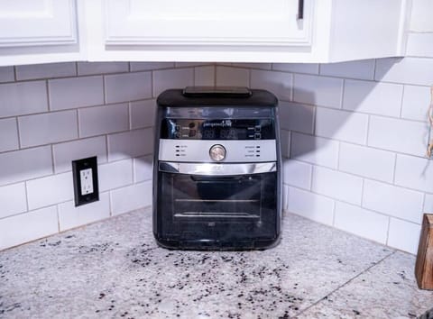 Family friendly getaway House in Hurst