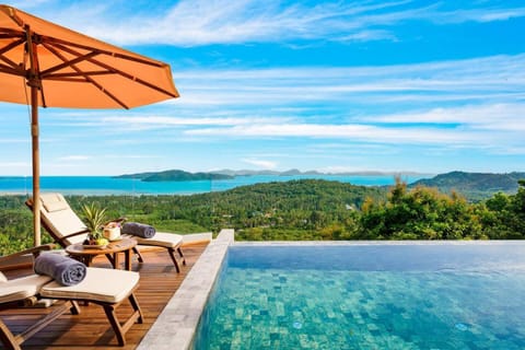 Day, Natural landscape, Lake view, Mountain view, Pool view, Sea view, Swimming pool, sunbed