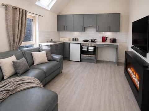Kitchen or kitchenette, Living room