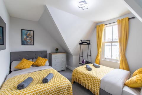 Open Mind Property - Luxurious & Cosy Flat Apartment in Portsmouth