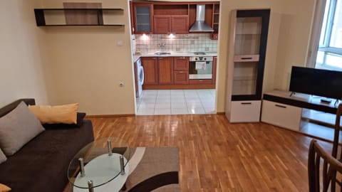 TV and multimedia, Kitchen or kitchenette, Living room, Seating area, Dining area, oven, pet friendly