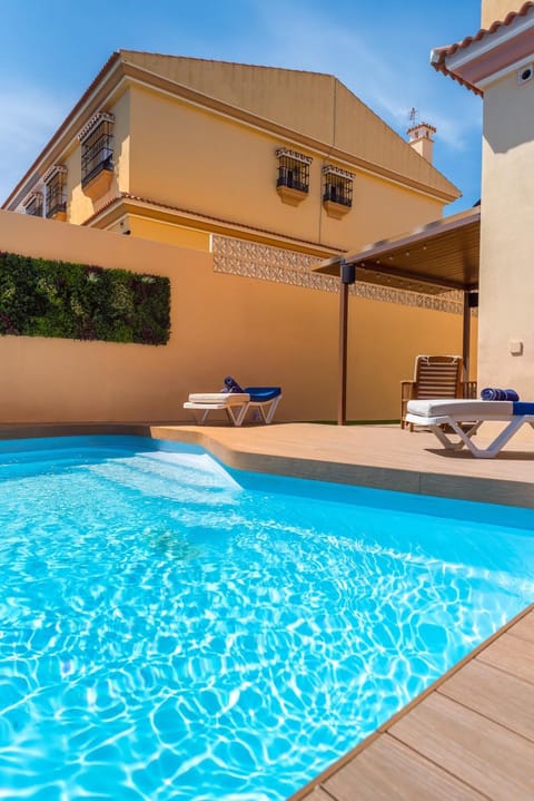 Pool view, Swimming pool