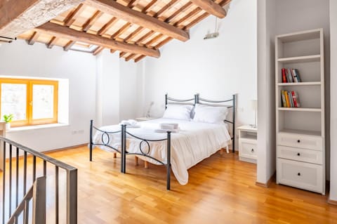Property logo or sign, Bedroom