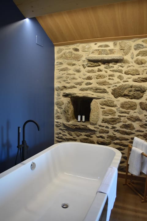 Bathroom, Bath