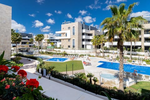 Garden, Hot Tub, Pool view, Swimming pool