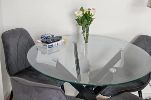 Central Reading - 3 bed apartment Apartment in Reading