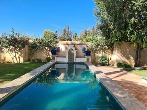 Garden, Swimming pool