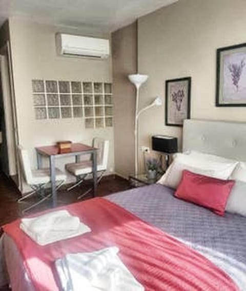 Nice studio in Los Baños del Carmen beach Apartment in Malaga