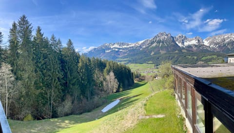 Spring, Day, Natural landscape, Skiing, Mountain view