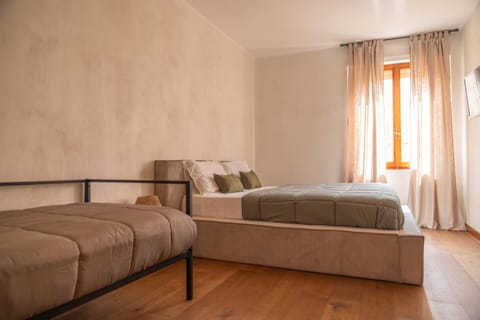 Communal lounge/ TV room, TV and multimedia, Bedroom, internet, internet, air conditioner, air conditioner