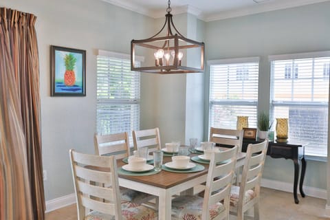 106 - Palms of Treasure Island House in Treasure Island