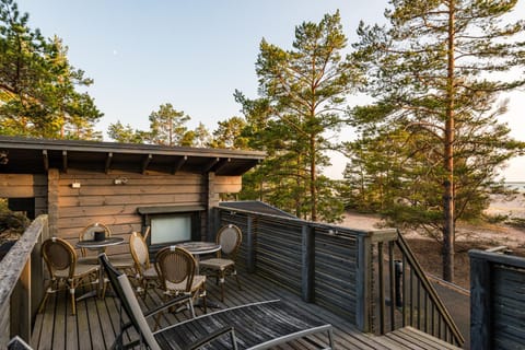 Patio, Natural landscape, View (from property/room), Balcony/Terrace