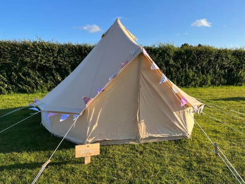 Rescorla Retreats - Blossom Luxury tent in England