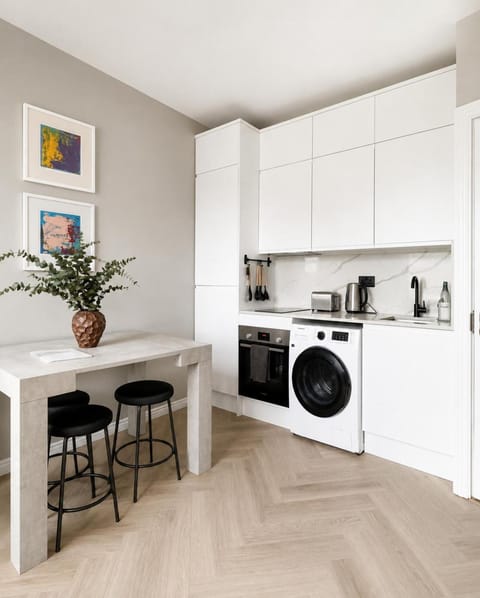 Kitchen or kitchenette, Living room, Dining area